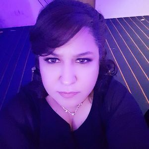 Meet your Posher, Gladis